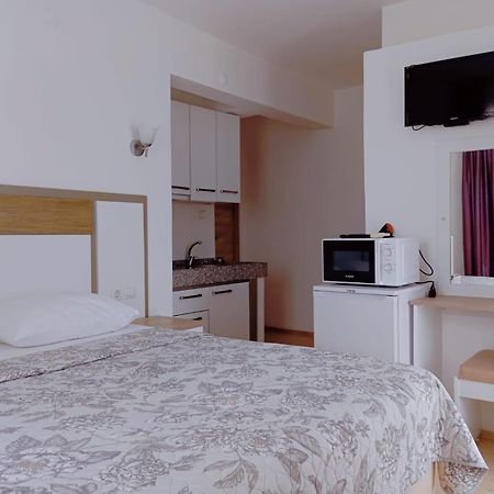 Parla Apart Hotel Чешме Екстер'єр фото
