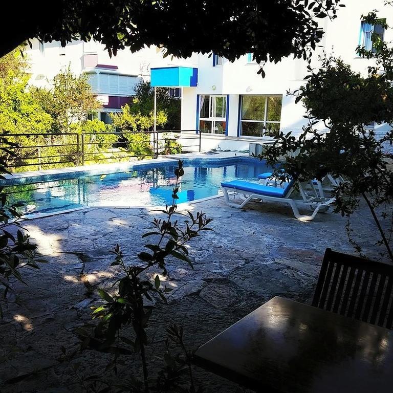 Parla Apart Hotel Чешме Екстер'єр фото