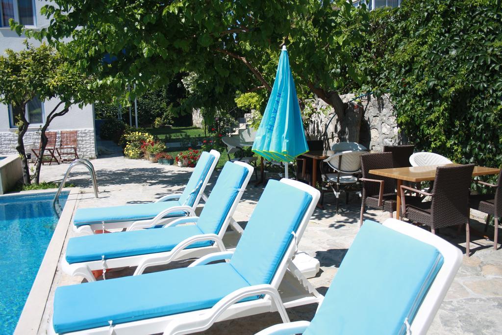 Parla Apart Hotel Чешме Екстер'єр фото