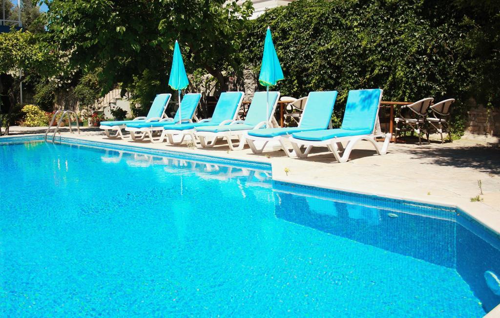 Parla Apart Hotel Чешме Екстер'єр фото