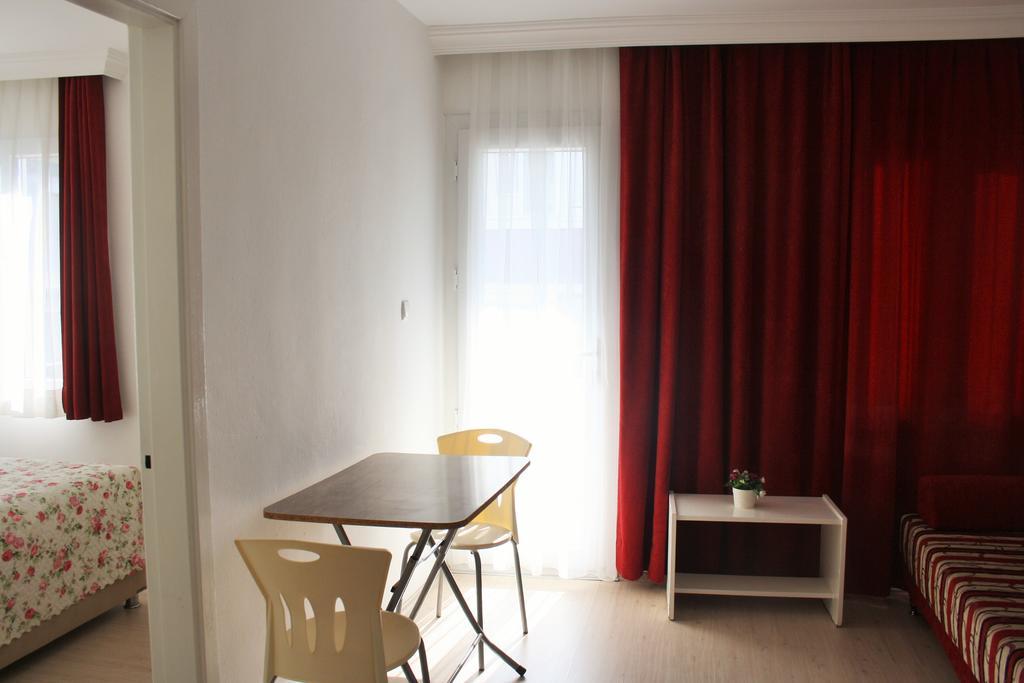 Parla Apart Hotel Чешме Екстер'єр фото